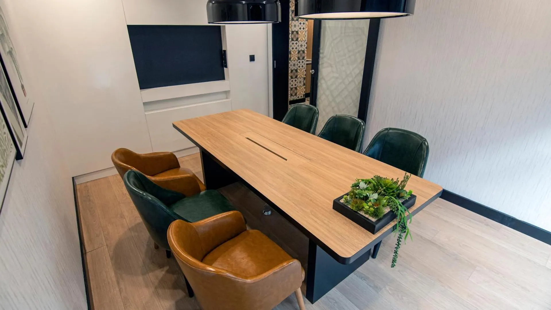 Zenity The Luxury Apartment Ditrict 1 City Center Ho Či Minovo Město