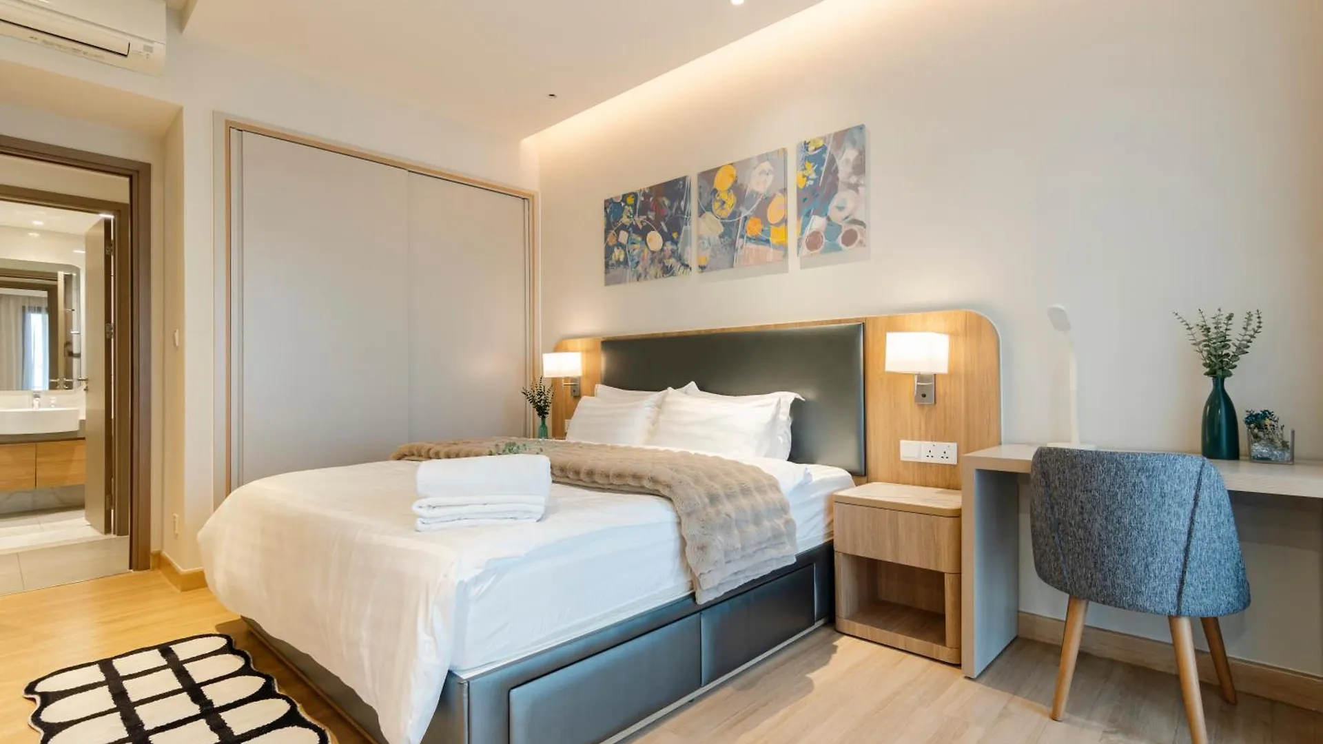 Zenity The Luxury Apartment Ditrict 1 City Center Ho Či Minovo Město